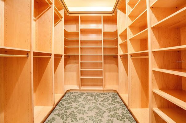 Interior, Walk-in Closets