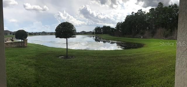 Exterior, Lake