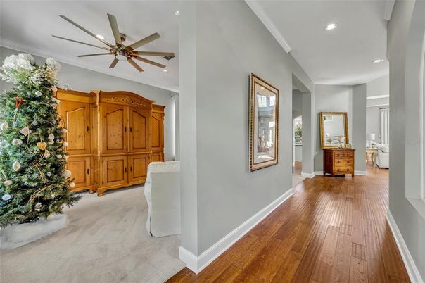 Interior, Recessed Lighting, Wood Texture Flooring