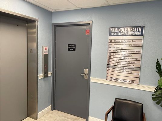 Elevator, Interior