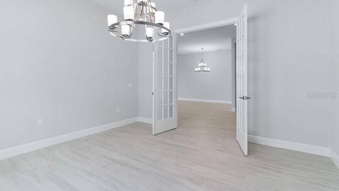 Chandelier, Empty room, Interior, Wood Texture Flooring