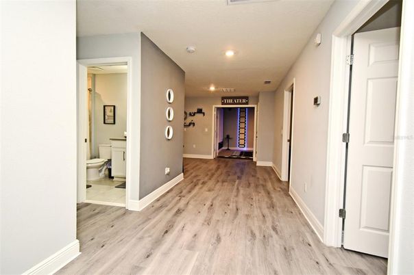Bathroom, Interior, Recessed Lighting, Wood Texture Flooring