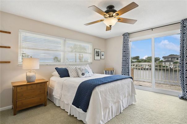 Bedroom, Interior, Water