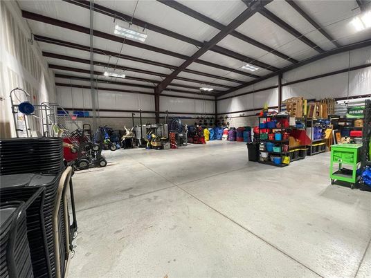 Garage, Interior