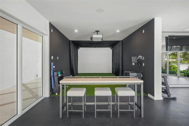 Game Room, Interior, Recessed Lighting