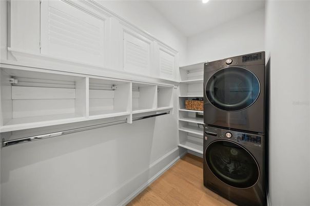 Interior, Recessed Lighting, Utility Closets, Washer, Wood Texture Flooring