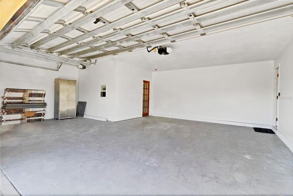 Garage, Interior
