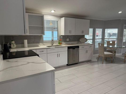 Dining room, Interior, Kitchen, Recessed Lighting, Stainless Steel Appliances