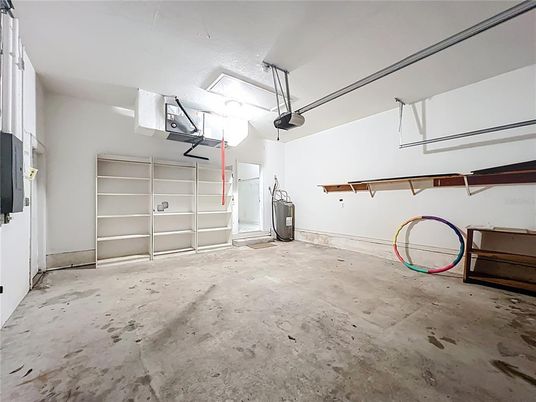 Garage, Interior