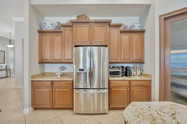 Interior, Kitchen, Pendant Lights, Stainless Steel Appliances
