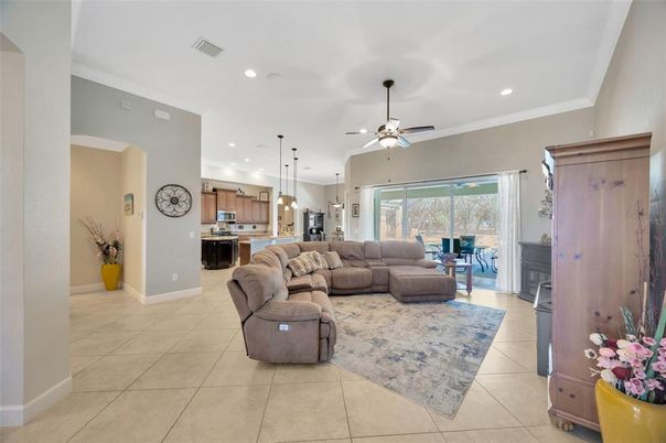 Interior, Kitchen, Living room, Pendant Lights, Recessed Lighting, Stainless Steel Appliances