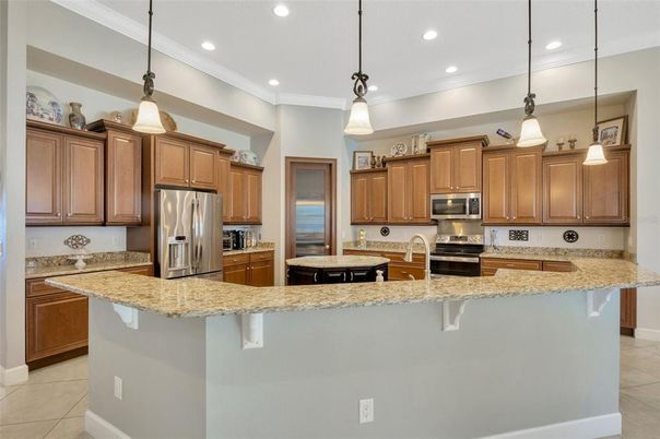 Interior, Kitchen, Pendant Lights, Recessed Lighting, Stainless Steel Appliances