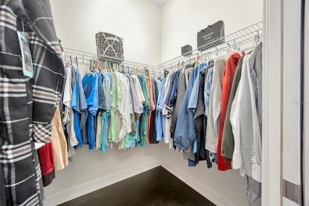 Interior, Walk-in Closets, Wood Texture Flooring