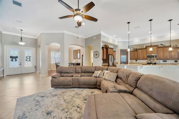Interior, Kitchen, Living room, Pendant Lights, Recessed Lighting, Stainless Steel Appliances