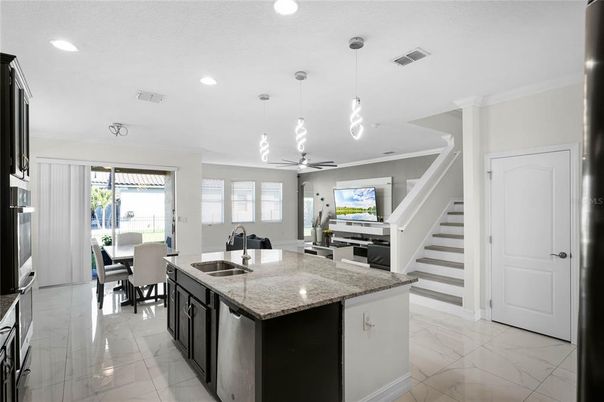 Dining room, Interior, Kitchen, Marble, Pendant Lights, Recessed Lighting