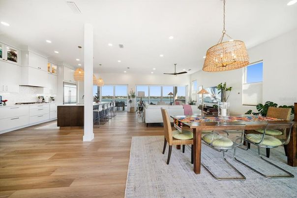 Dining room, Interior, Kitchen, Living room, Pendant Lights, Recessed Lighting, Wood Texture Flooring