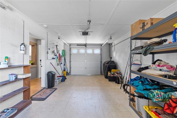 Garage, Interior