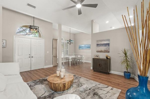 Chandelier, Dining room, Interior, Recessed Lighting, Wood Texture Flooring