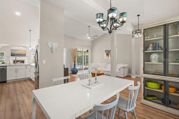 Dining room, Interior, Kitchen, Pendant Lights, Recessed Lighting, Wood Texture Flooring