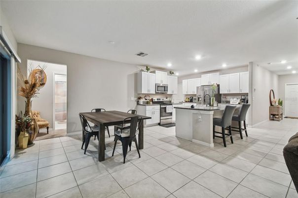 Dining room, Interior, Kitchen, Recessed Lighting, Stainless Steel Appliances