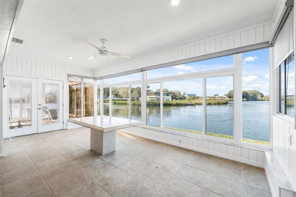 Interior, Recessed Lighting, Sun Room, Water