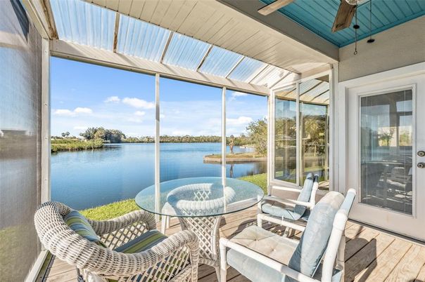 Interior, Sun Room, Water, Wood Texture Flooring