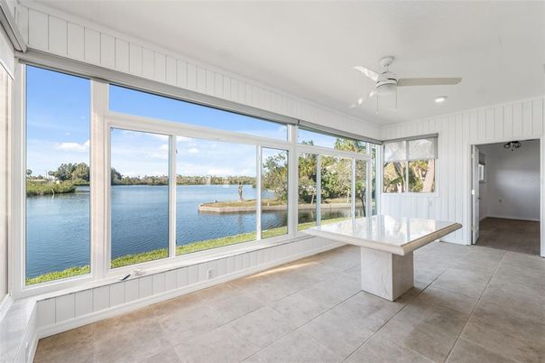 Interior, Recessed Lighting, Sun Room, Water