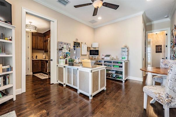 Home Office, Interior, Recessed Lighting, Wood Texture Flooring