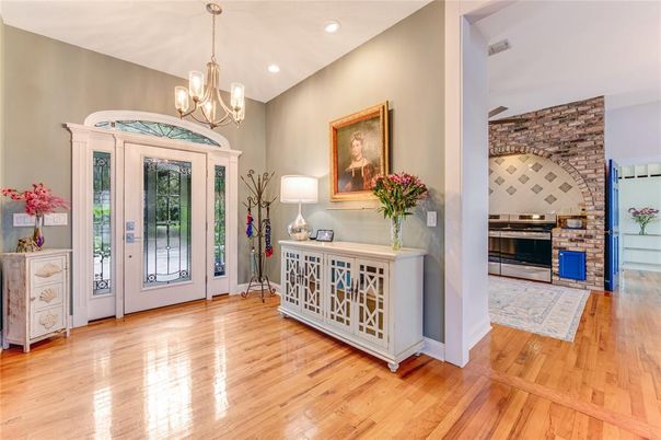 Chandelier, Interior, Recessed Lighting, Wood Texture Flooring