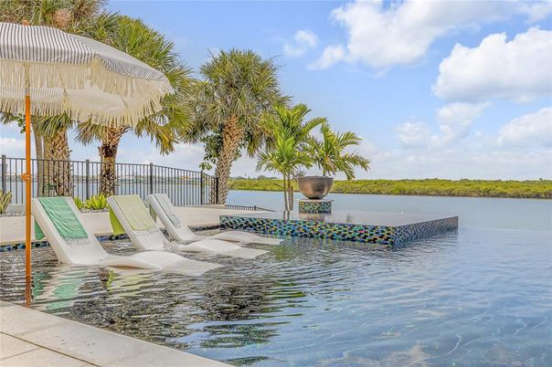 Exterior, Pool, Water
