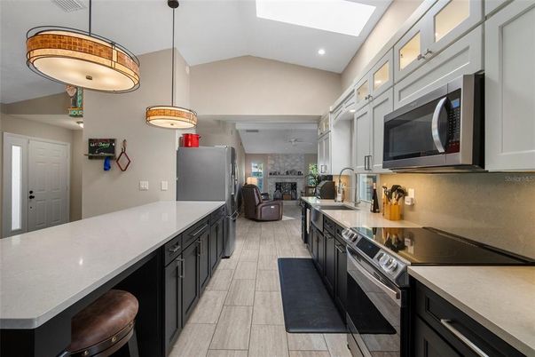 Fireplace, Interior, Kitchen, Pendant Lights, Recessed Lighting