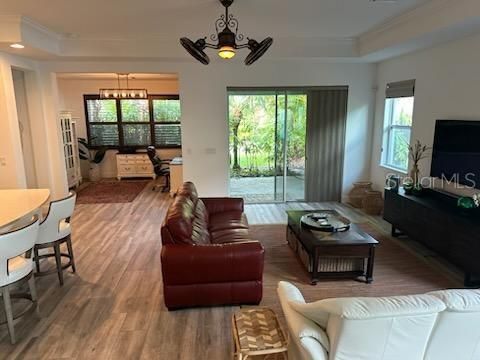 Interior, Living room, Pendant Lights, Recessed Lighting, Wood Texture Flooring