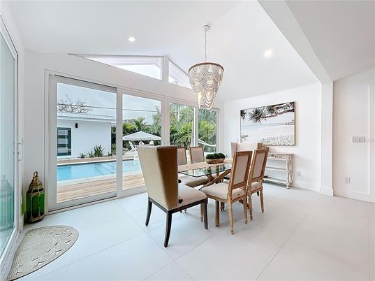 Chandelier, Dining room, Interior, Recessed Lighting