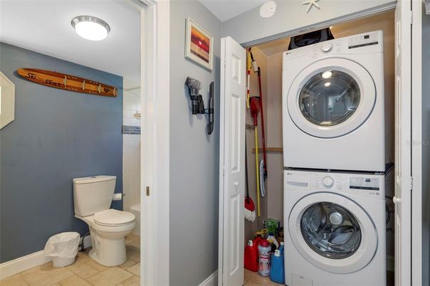 Bathroom, Interior, Utility Closets, Washer