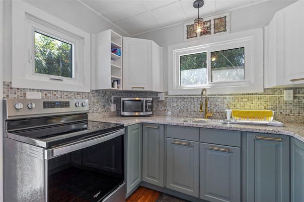 Interior, Kitchen, Pendant Lights, Wood Texture Flooring
