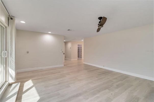 Empty room, Interior, Recessed Lighting, Wood Texture Flooring