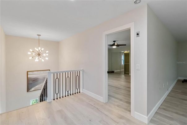 Interior, Pendant Lights, Wood Texture Flooring