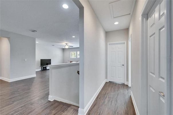 Interior, Recessed Lighting, Wood Texture Flooring