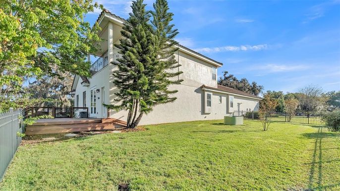 Backyard, Exterior