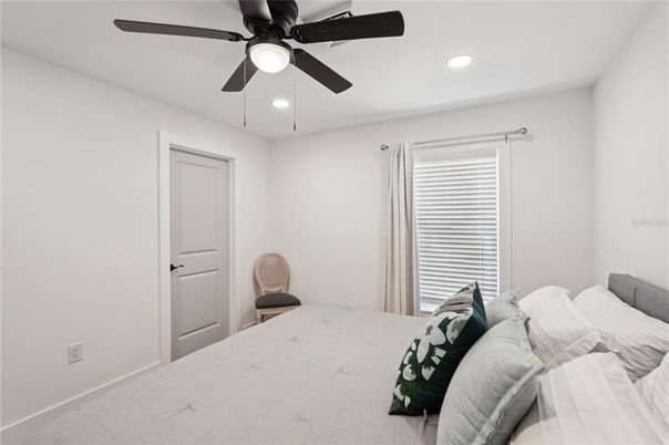 Bedroom, Interior, Recessed Lighting