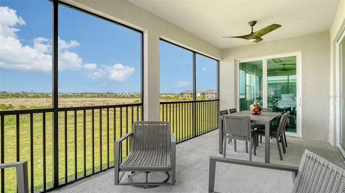 Dining room, Interior, Sun Room