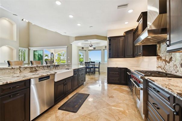 Dining room, Interior, Kitchen, Recessed Lighting, Stainless Steel Appliances