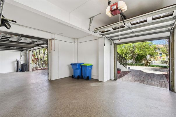 Garage, Interior