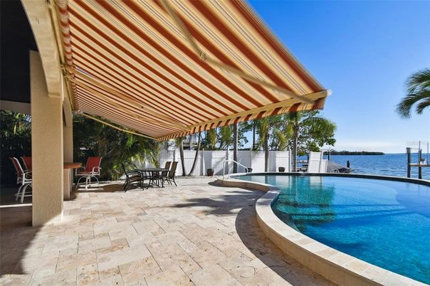 Exterior, Pool, Water