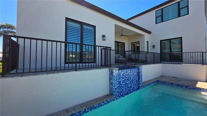 Exterior, Pool