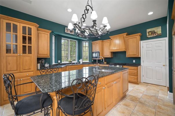 Chandelier, Dining room, Interior, Kitchen, Recessed Lighting