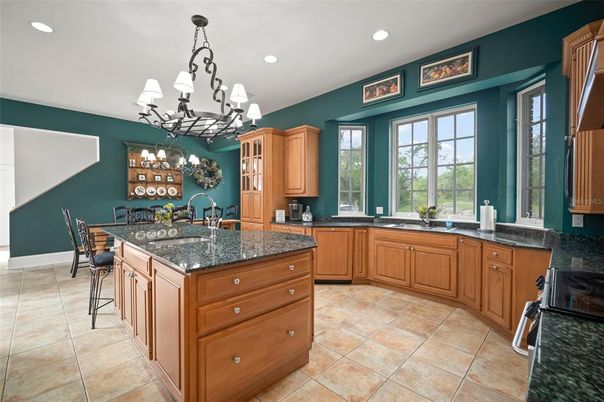 Chandelier, Dining room, Interior, Kitchen, Recessed Lighting