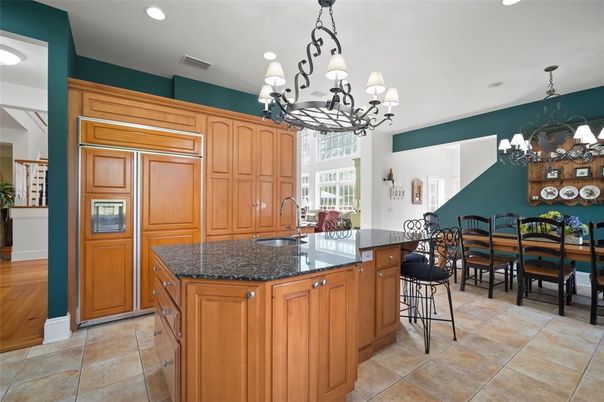 Chandelier, Dining room, Interior, Kitchen, Recessed Lighting