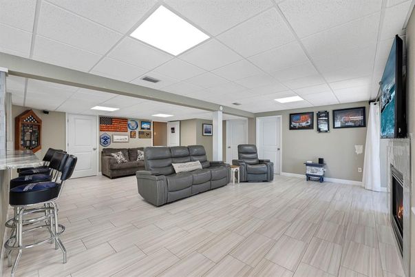 Fireplace, Interior, Living room, Recessed Lighting
