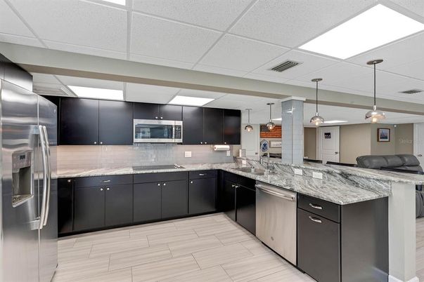 Interior, Kitchen, Pendant Lights, Stainless Steel Appliances